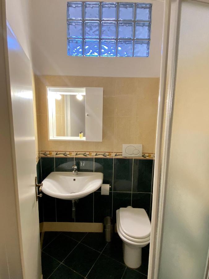 פירנצה Nice & Roomy Apartment Behind The Uffizi Museum מראה חיצוני תמונה